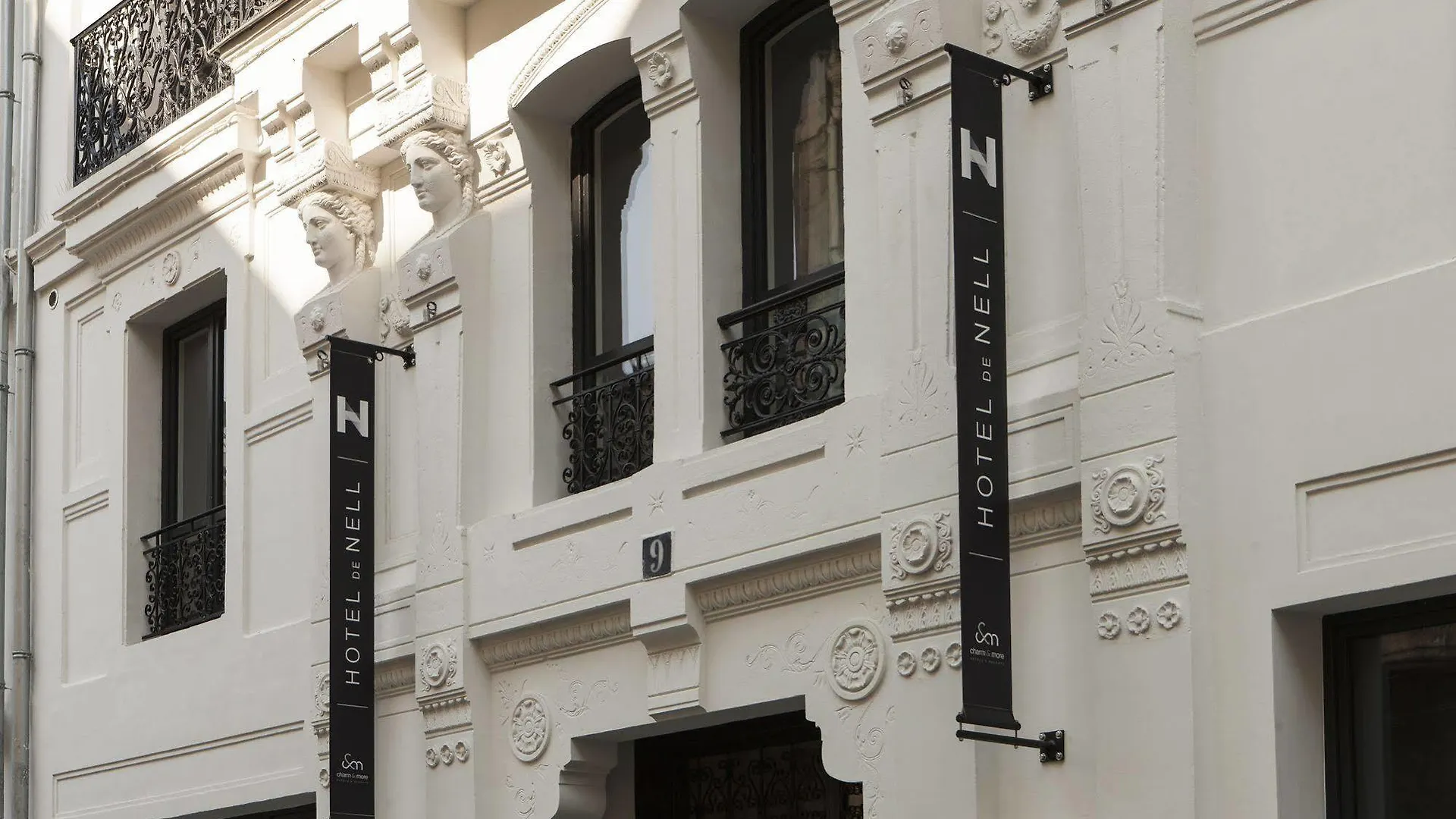De Nell Hotel 5*